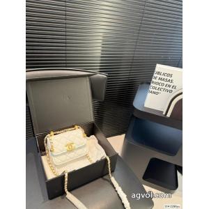 ブランド コピー視線を集めて最高級ランクバッグ偽物 ブランド ショップ