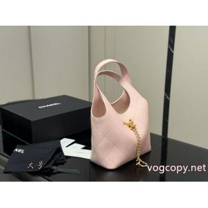 ブランド 偽物CHバッグ品質保証 気品たっぷり 大活躍