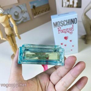 今年の秋冬は最安値 SALE品追加 精巧な逸品ブランドモスキーノスーパー コピー メンズ..