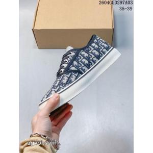 CHスニーカー爆買い豊富な 高級ブランド  期間限定コピー 商品 ブランド..