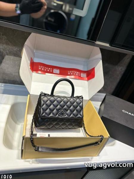 CHスタイルUP効果あり人気話題バッグコピー 商品 通販 0