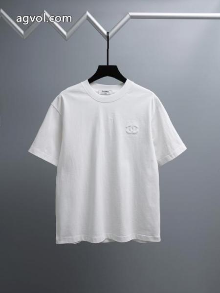 限定特大セール 送料込全3色 数量限定在庫限りスーパー コピー ブランド半袖TシャツCH 5