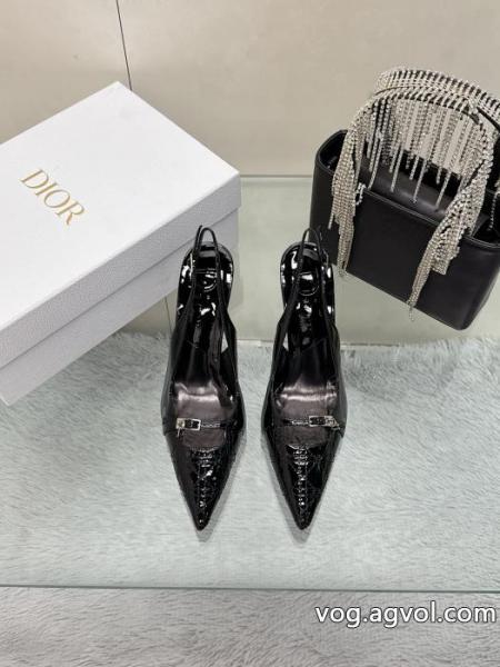 今年新作登場 モード 上品な彩りに夢中通販 ブランドブーツCH.. 0