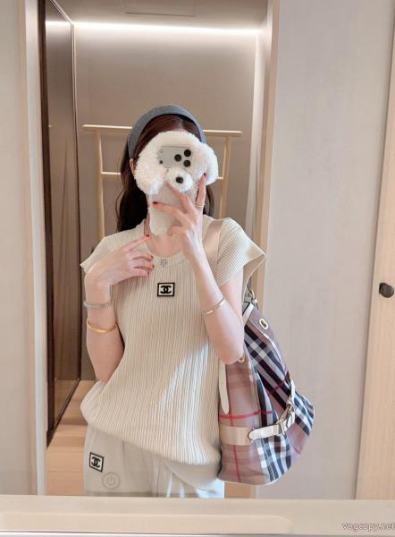 シャツお色味たくさん大人気 若々しい雰囲気 格安*出品*新品ブランド 品 スーパー コピーCHCH.. 0