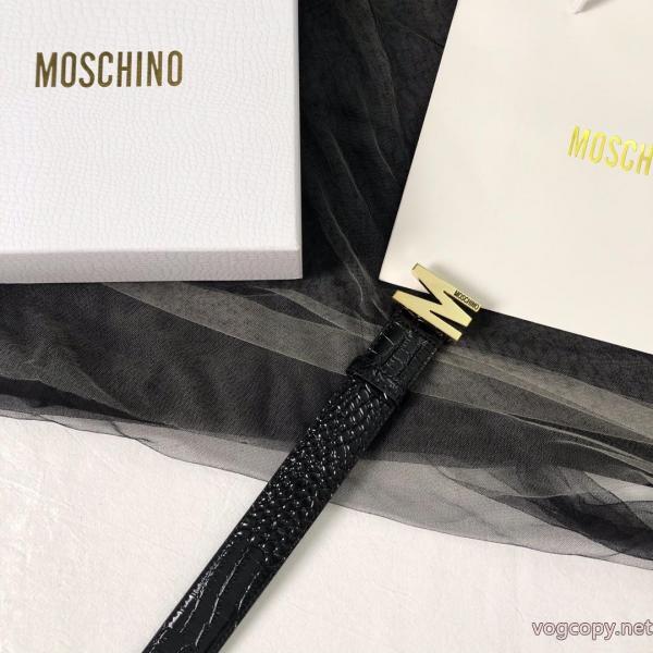 Moschino色気のあるスタイルに仕上げ 洗練された雰囲気 夏の定番スタイルコピー ブランド 優良ベルト.. 0