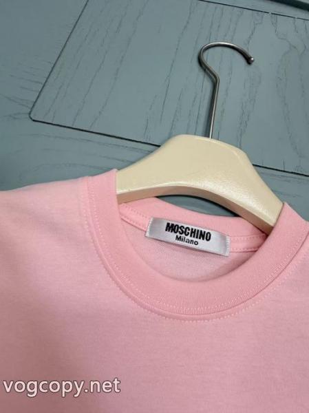 Moschinoシャツムダな装飾を排したデザイン 大注目! 大人のセンスを感じさせる スーパー コピー ブランド 専門店.. 4