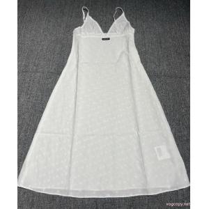 華やかに演出する 新商品特価 注目されているMIUMIUワンピースブランド コピー 販売.