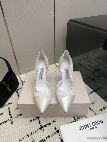 ブランド コピー 販売 ハイヒール大人の雰囲気たっぷり 人気急上昇 新作エレガントに着こなすJIMMY CHOO. 0 