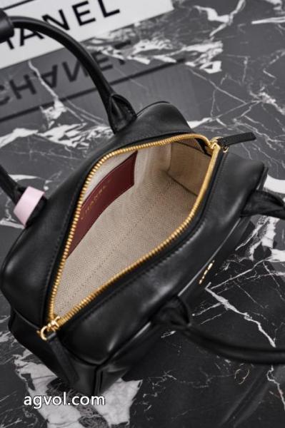 CHHOT新品 さりげないデザイン 個性的なモデルバッグブランド レプリカ.. 5 